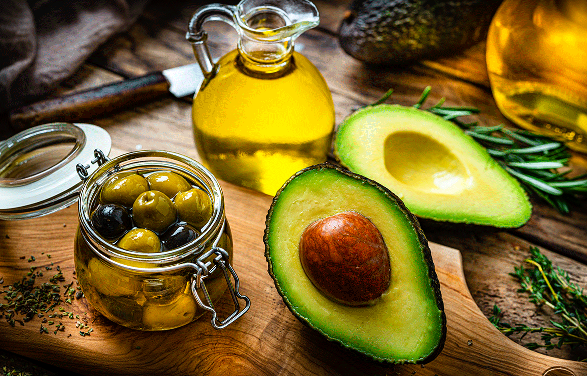 Avocado and olive oils