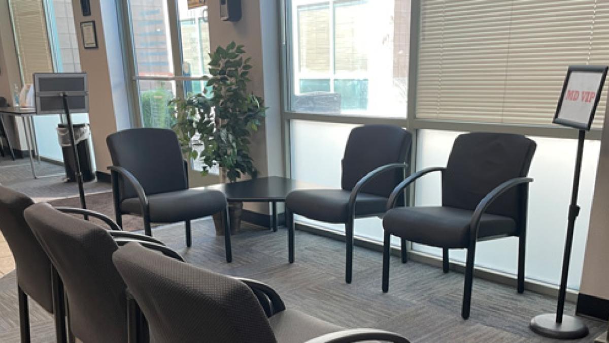 Dr. Chang Waiting Room